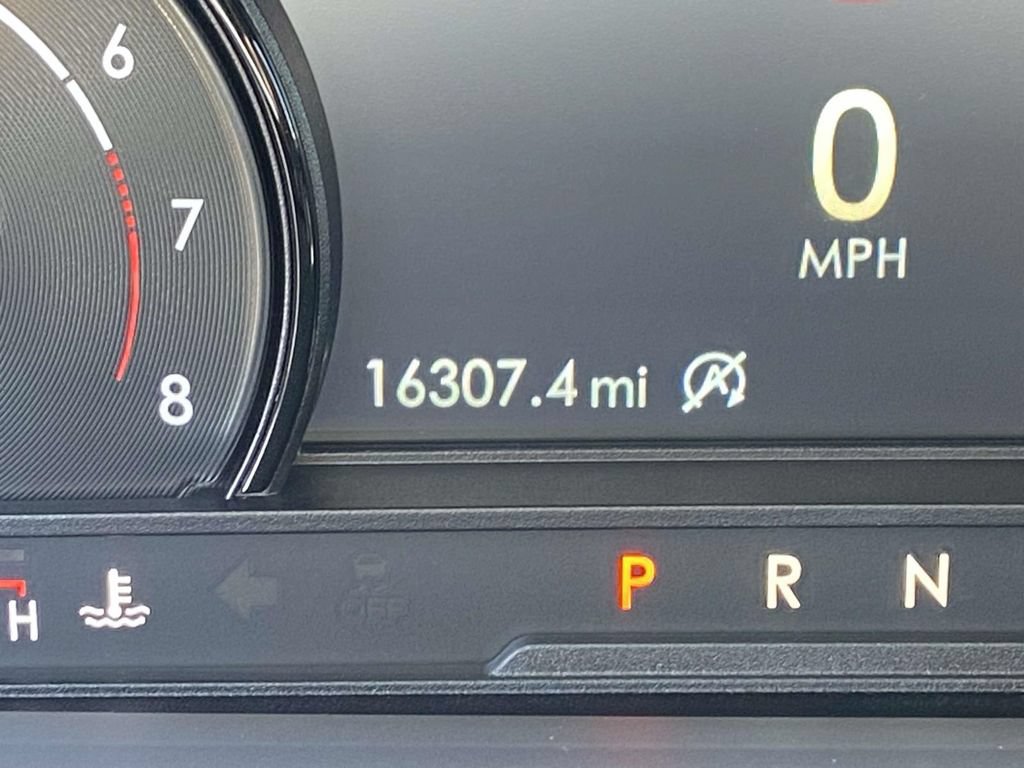 Used 2021 Lincoln Corsair AWD w/ Premium Package image 24