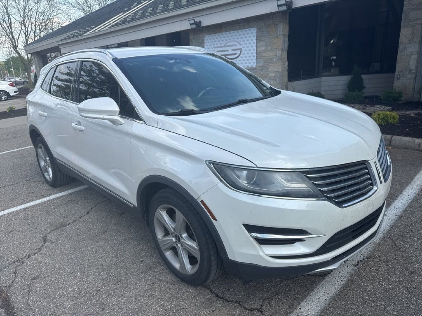 Used 2017 Lincoln MKC Premiere image 13