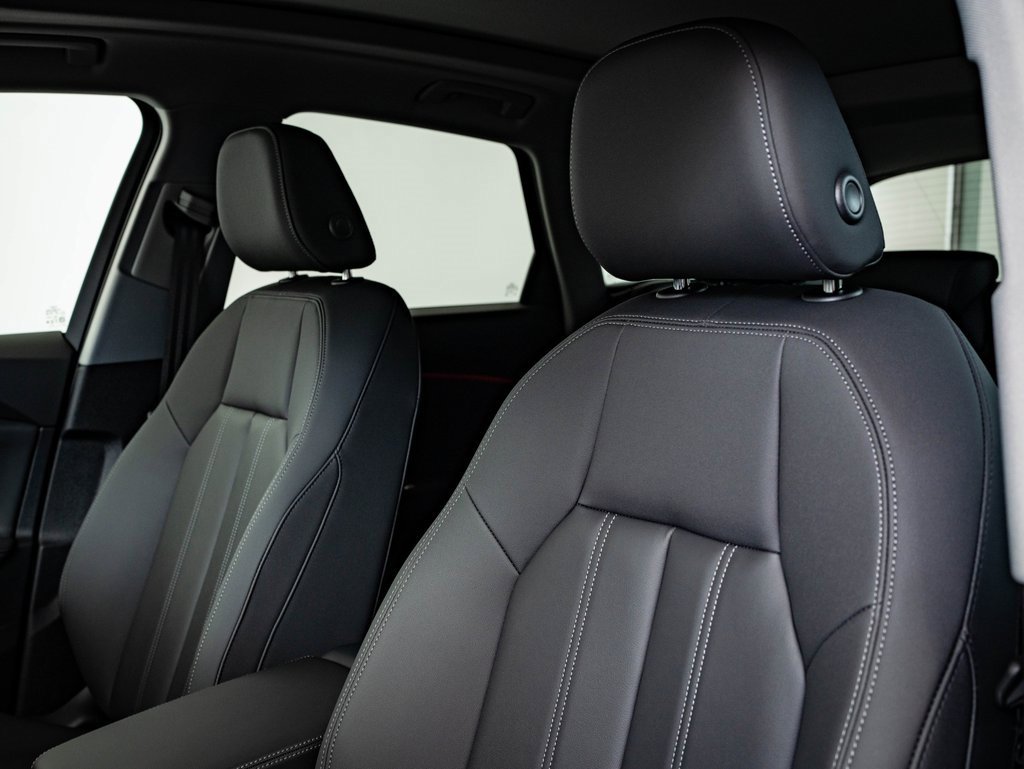 New 2025 Audi Q5 Premium Plus image 25