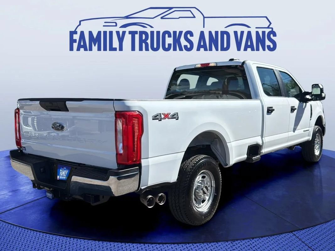 Used 2022 Ford F250 XL w/ Power Equipment Group AWD/4WD image 5