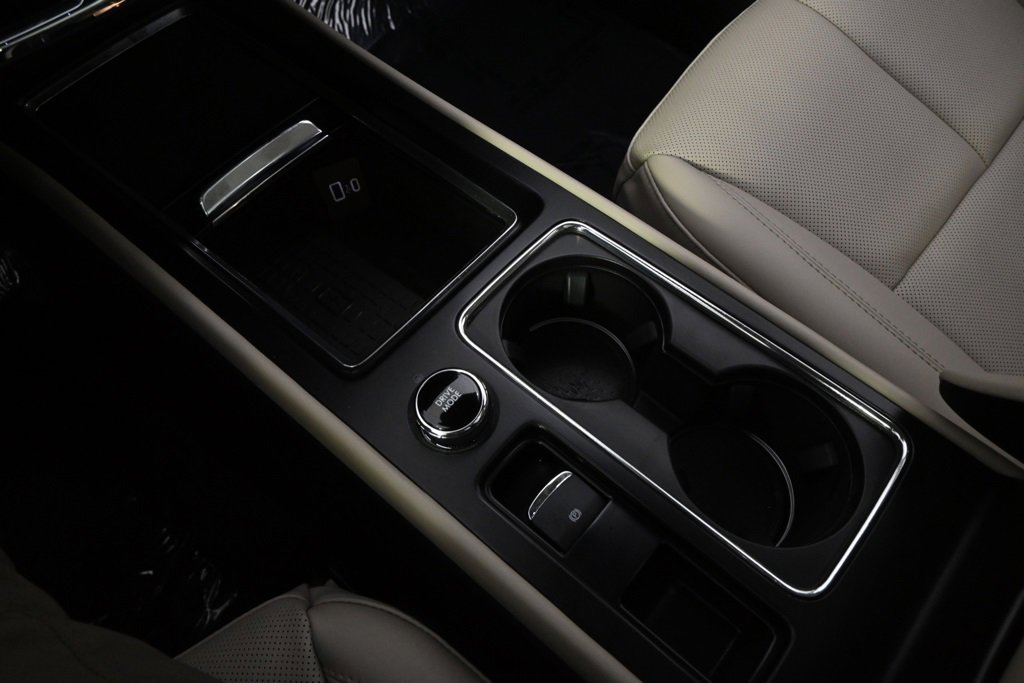 New 2026 Lincoln Corsair Premiere image 33