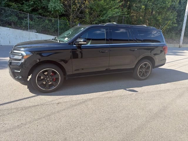 Certified 2023 Ford Expedition Max Limited AWD/4WD image 4