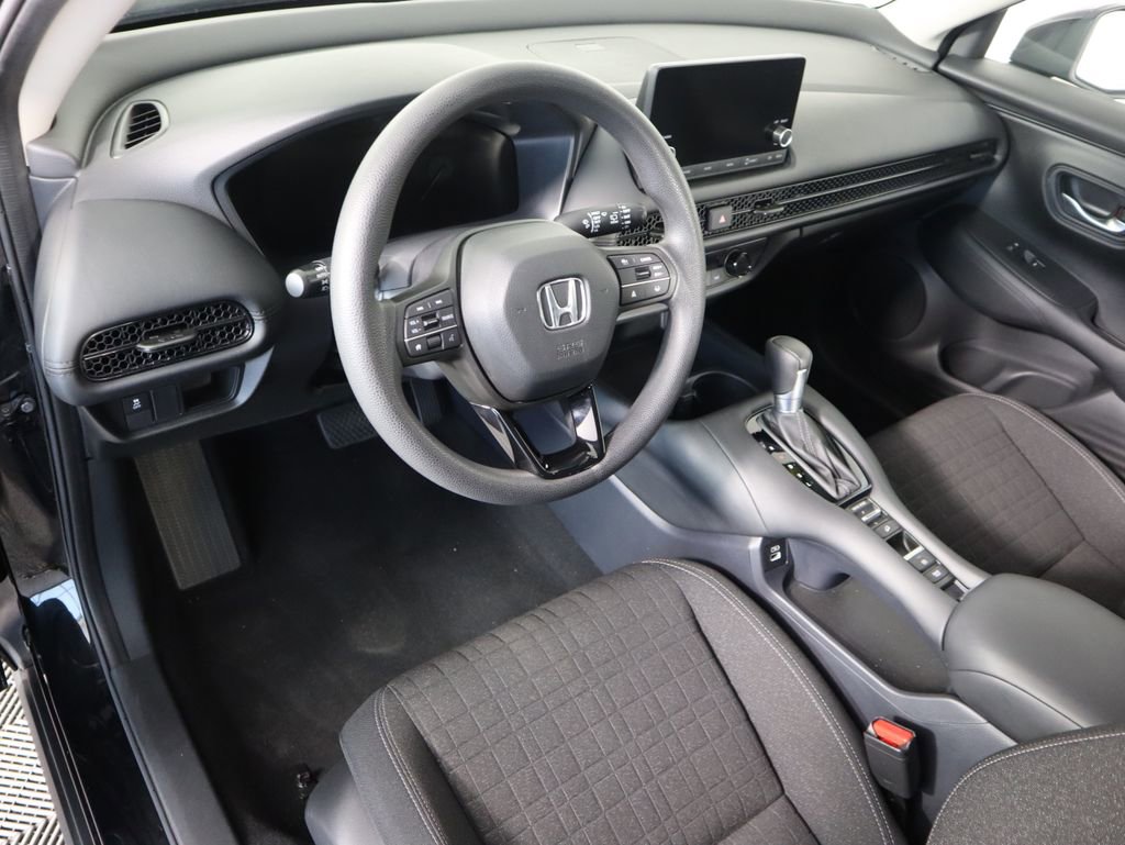 Certified 2023 Honda HR-V LX image 9