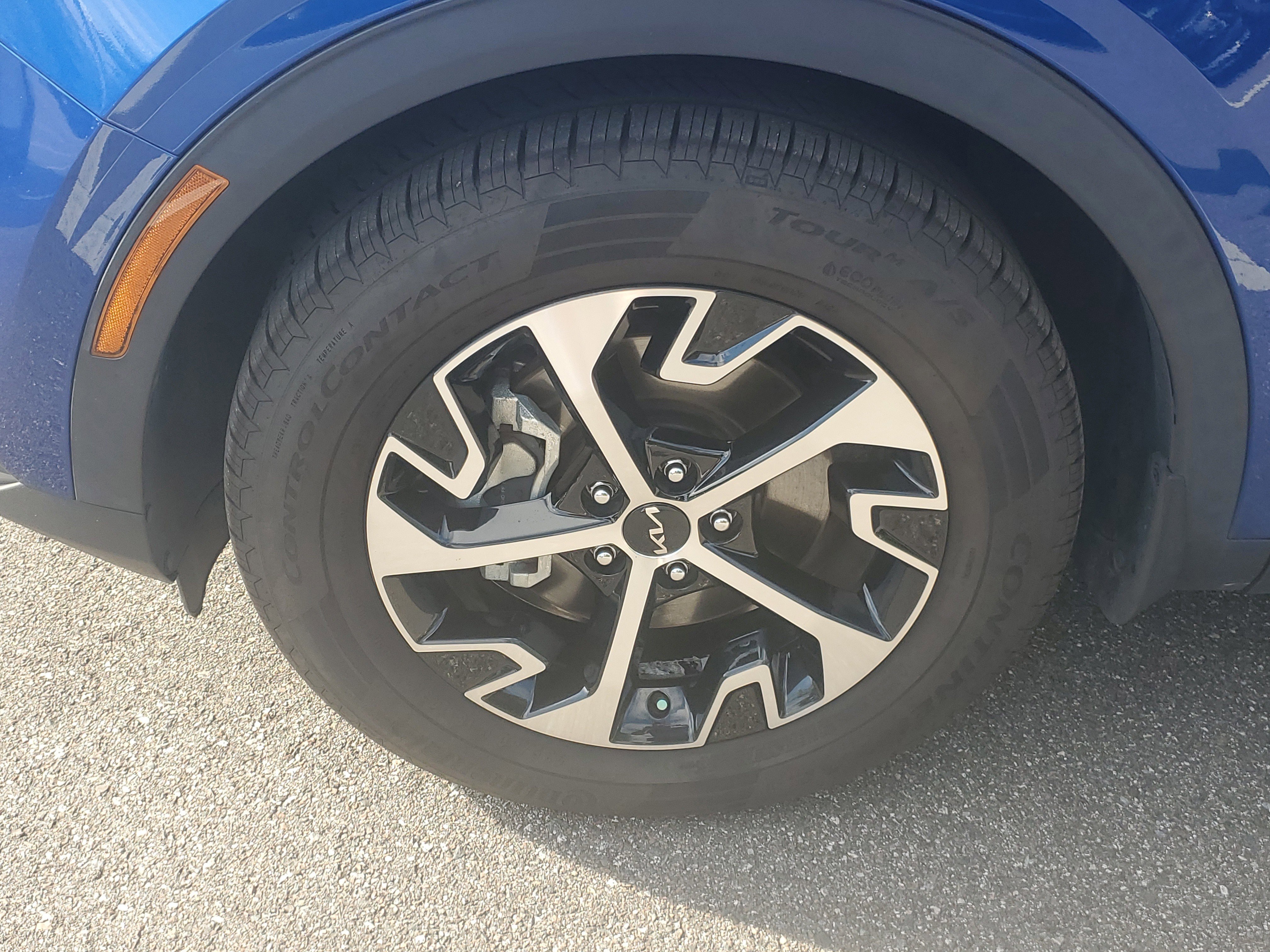 Certified 2023 Kia Sportage EX image 39