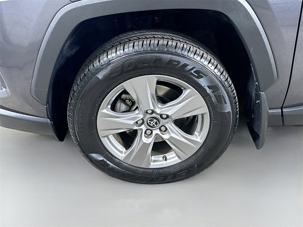 Used 2023 Toyota RAV4 XLE w/ Convenience Package image 8