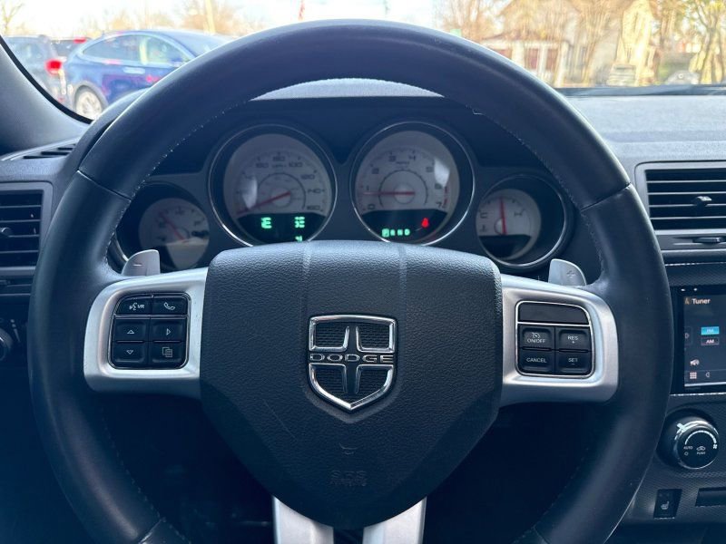 Used 2013 Dodge Challenger R/T image 20