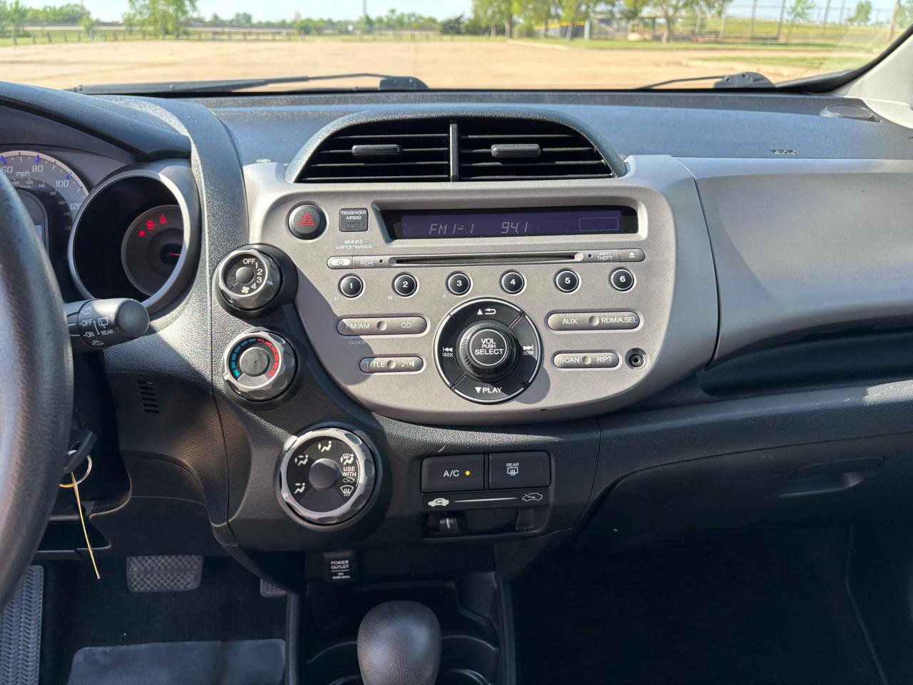 Used 2011 Honda Fit image 16