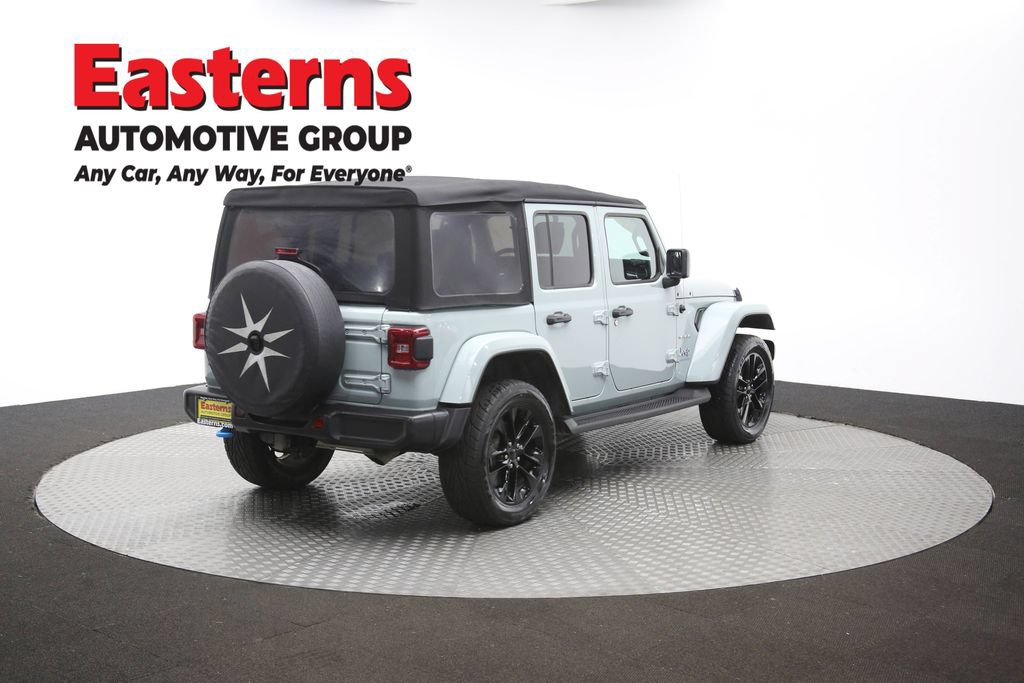 Used 2023 Jeep Wrangler Unlimited Sahara w/ Cold Weather Group AWD/4WD image 40