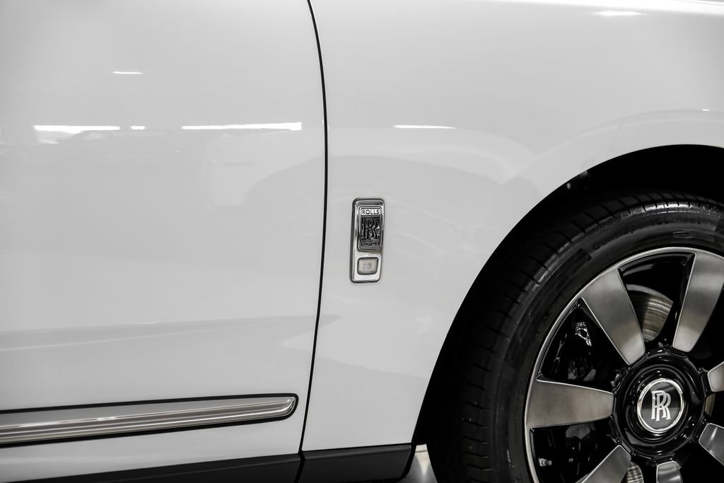 Used 2022 Rolls-Royce Cullinan AWD/4WD image 67