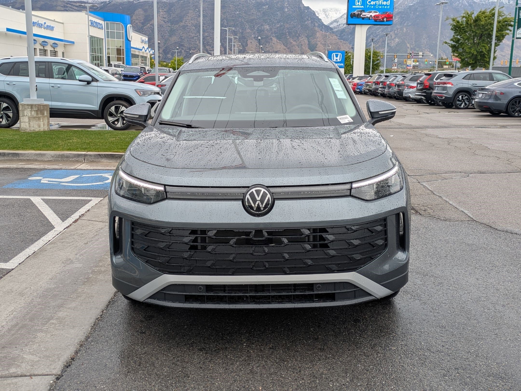 New 2026 Volkswagen Tiguan SE AWD/4WD image 11