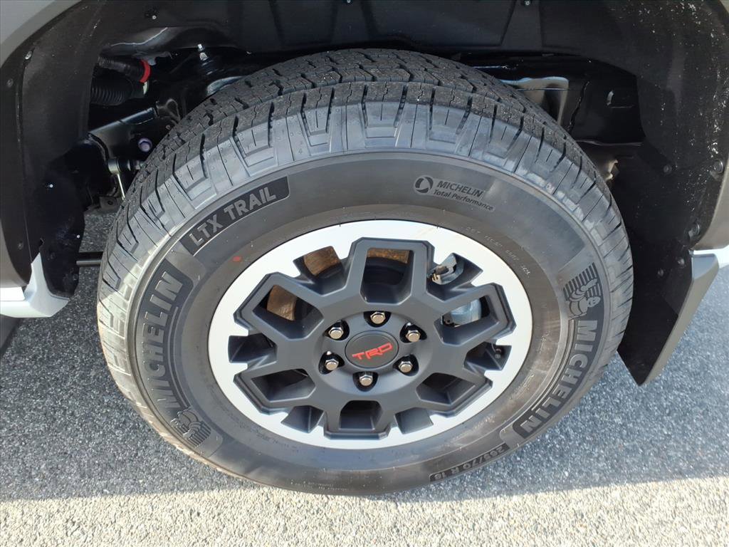 New 2026 Toyota 4Runner TRD Off-Road image 8