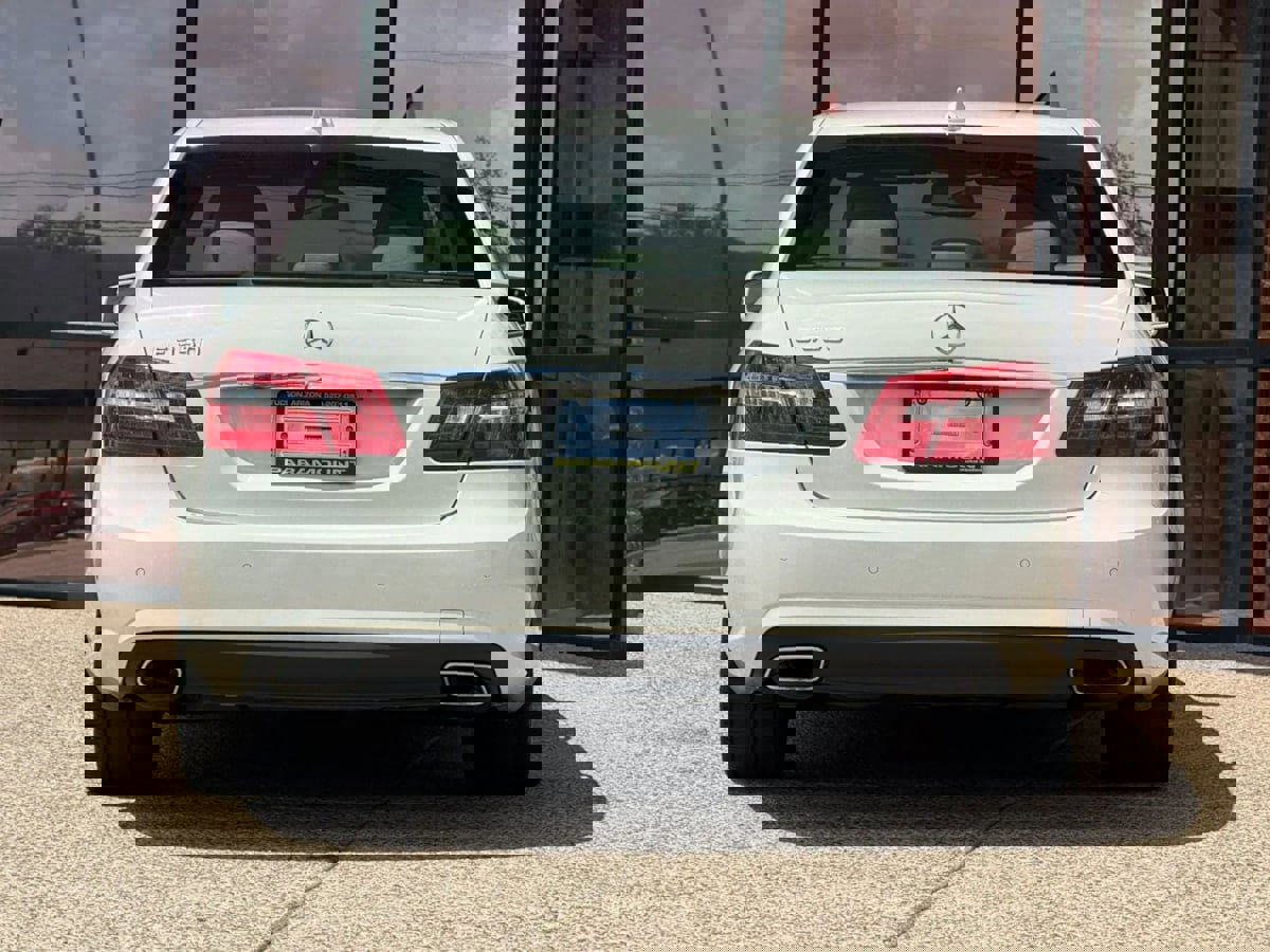 Used 2011 Mercedes-Benz E 350 Sport image 14