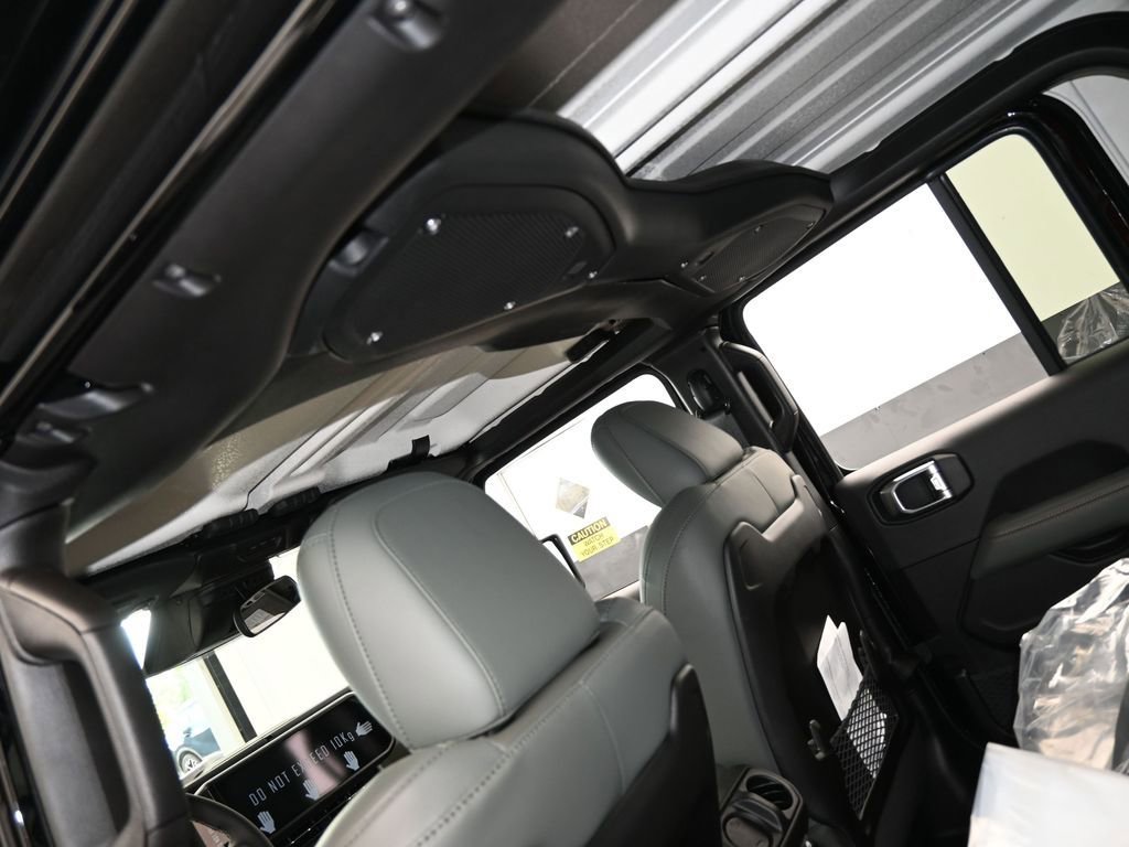 New 2026 Jeep Gladiator Mojave image 30