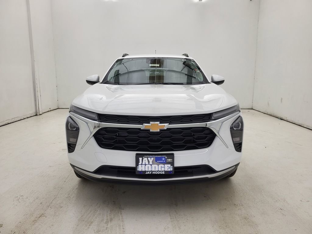 New 2026 Chevrolet Trax LT w/ Driver Confidence Package image 17