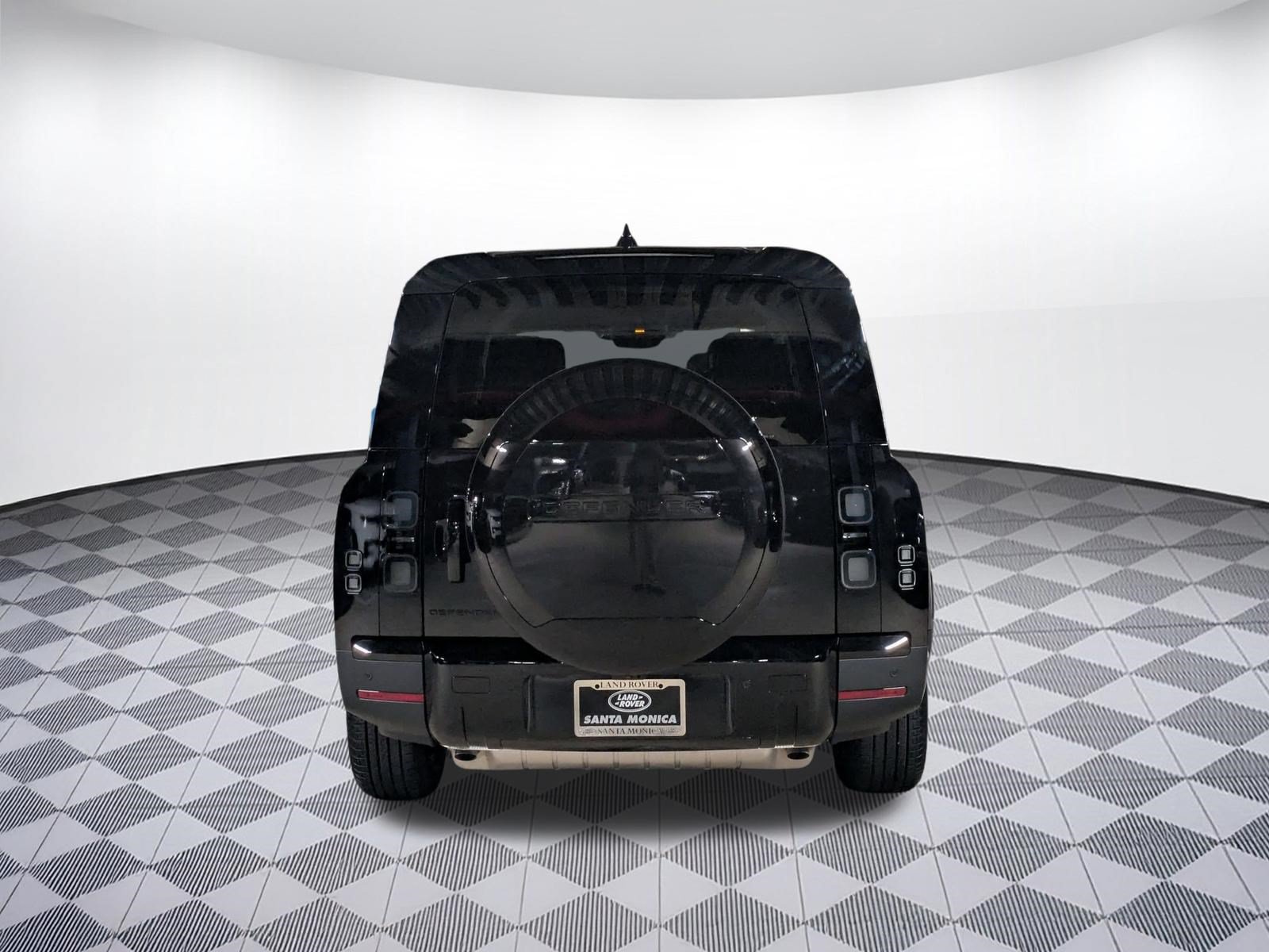 New 2026 Land Rover Defender 130 S AWD/4WD image 9