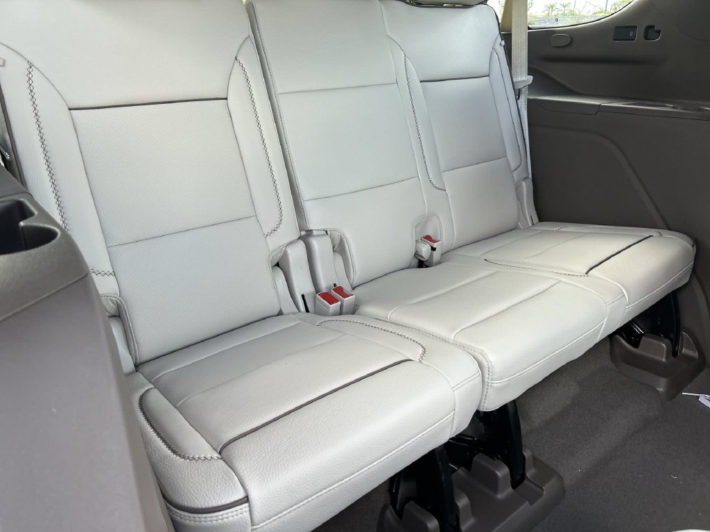 New 2027 GMC Yukon Denali w/ Advanced Technology Package AWD/4WD image 36
