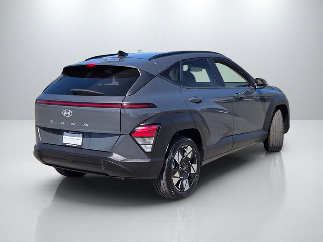Used 2024 Hyundai Kona SEL FWD image 4