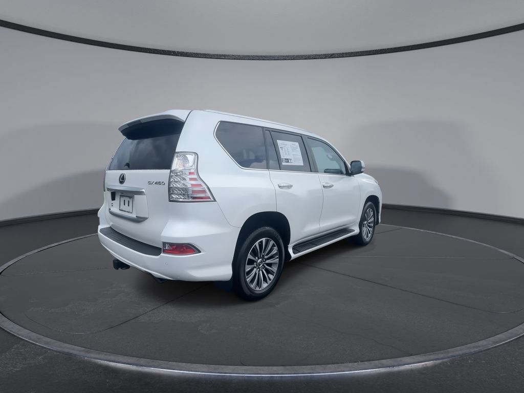 Used 2023 Lexus GX 460 Luxury w/ Accessory Package AWD/4WD image 9