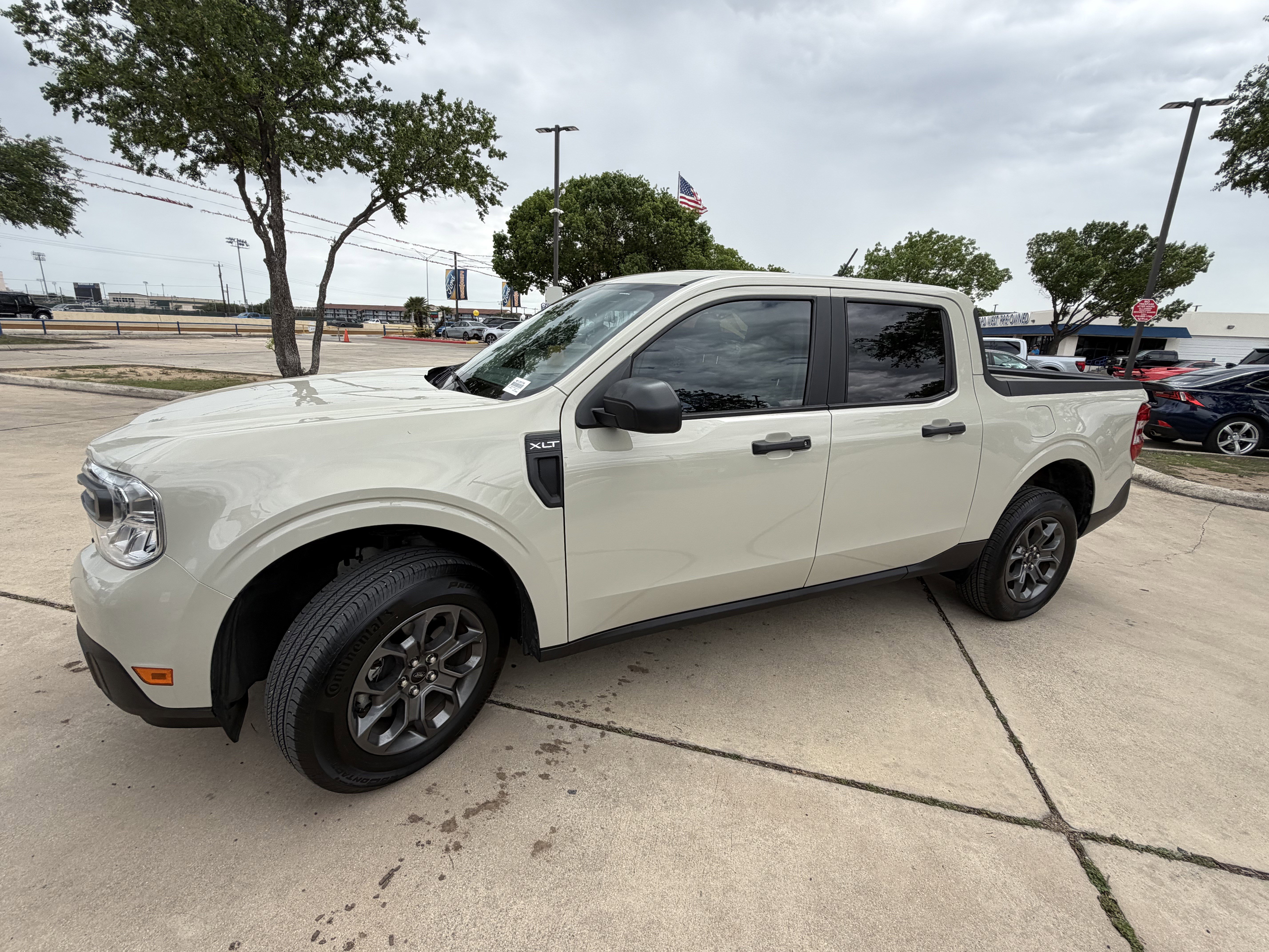 Used 2024 Ford Maverick XLT image 9