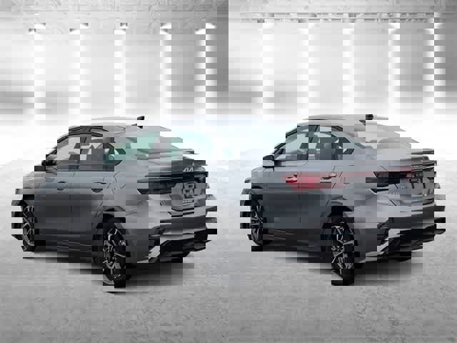 Used 2024 Kia Forte LXS image 6