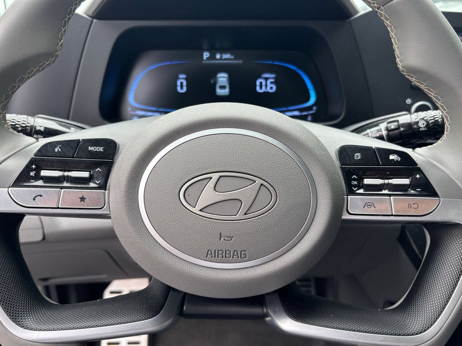 Used 2026 Hyundai Elantra Sport FWD image 27