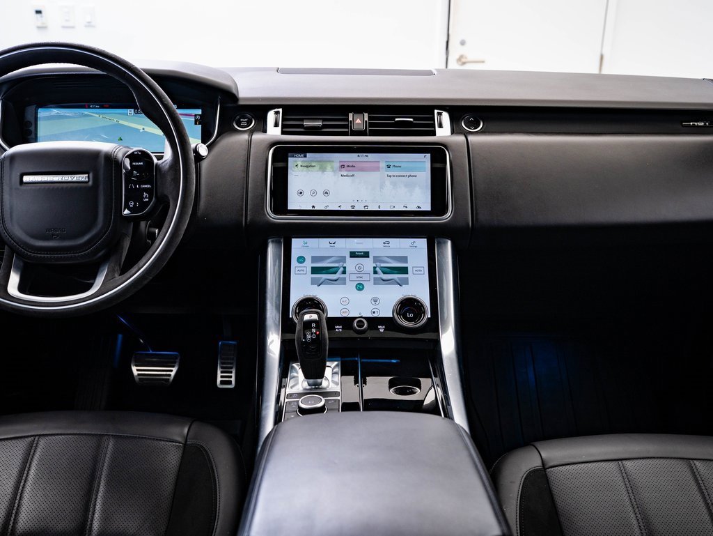 Used 2022 Land Rover Range Rover Sport HST image 34