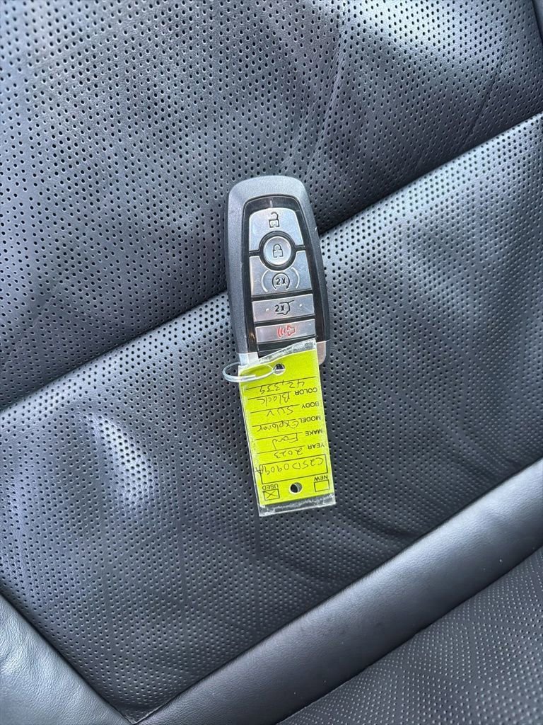 Certified 2023 Ford Explorer Platinum w/ Technology Package image 50