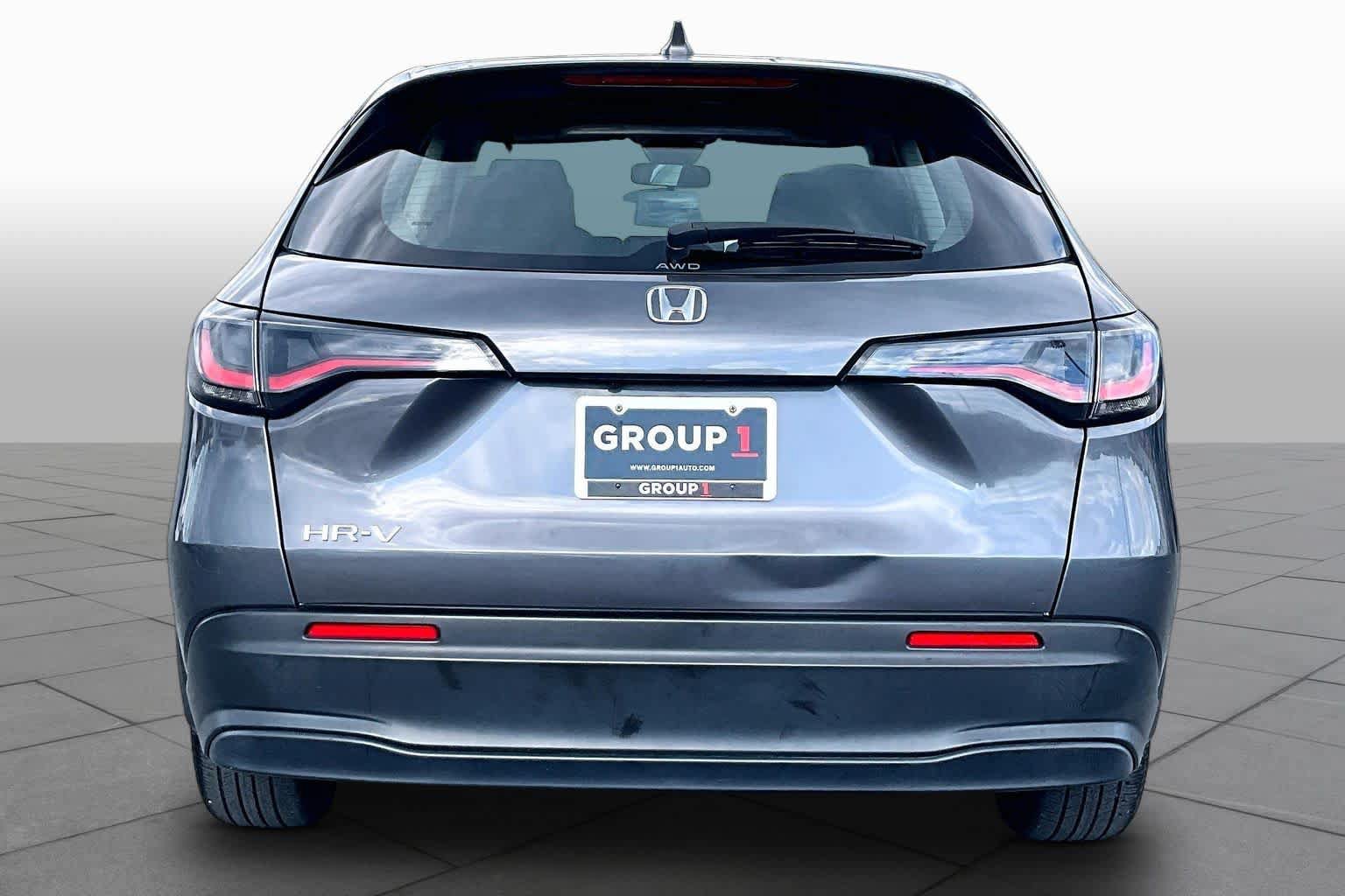 Used 2024 Honda HR-V LX image 5