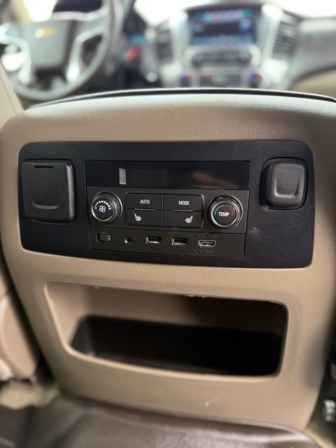 Used 2017 Chevrolet Suburban Premier AWD/4WD image 18
