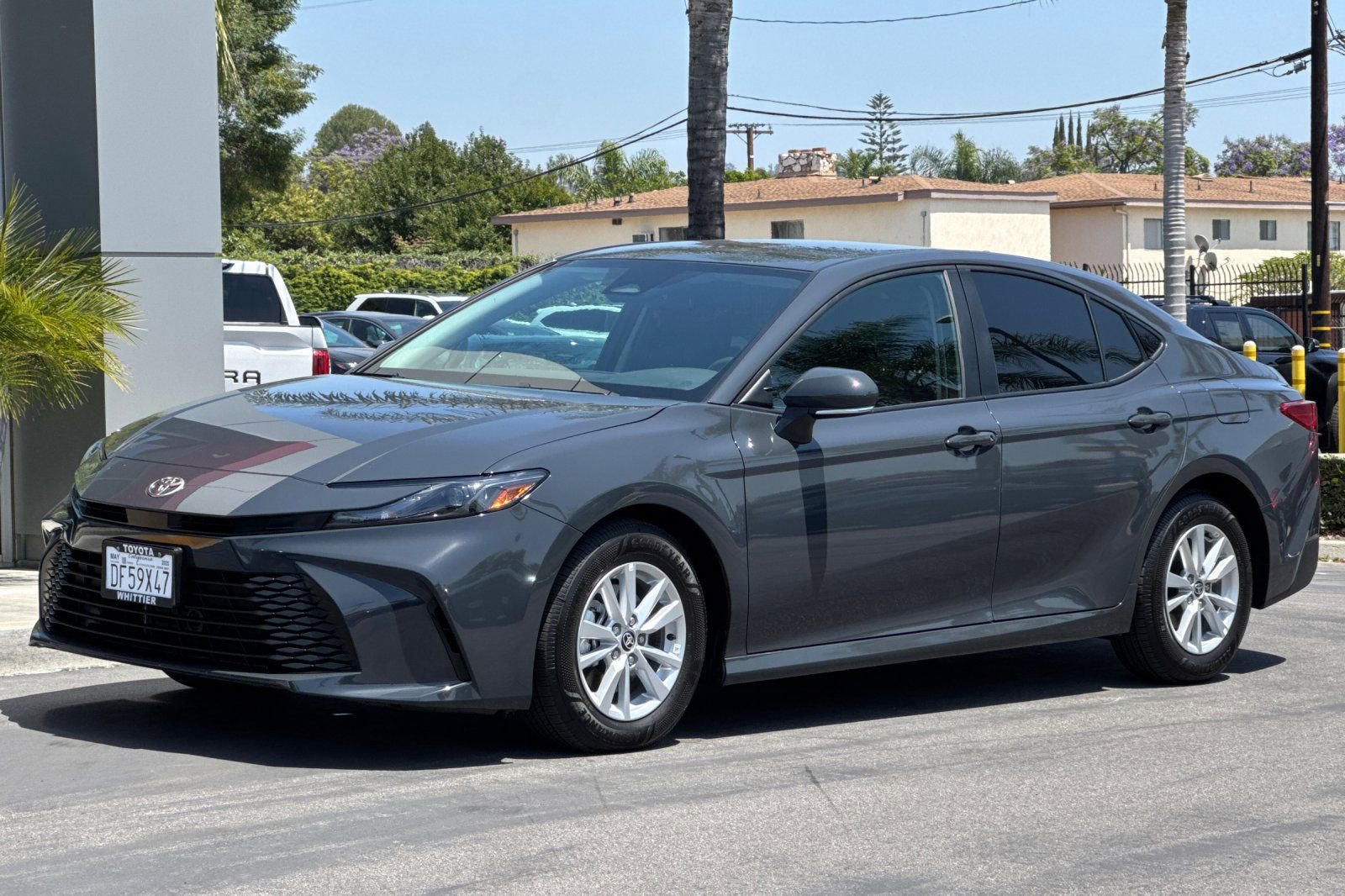 Used 2025 Toyota Camry LE FWD image 10