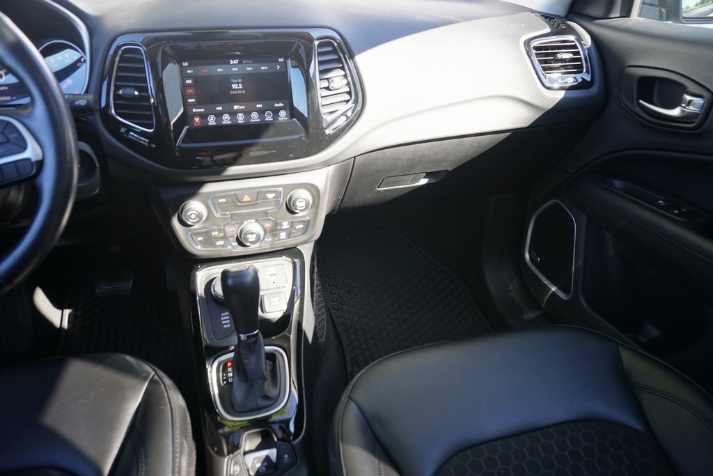 Used 2021 Jeep Compass Latitude w/ Sun and Sound Group image 23