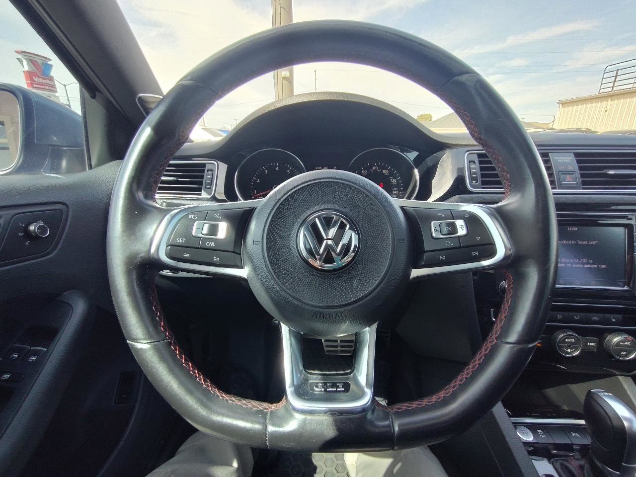 Used 2017 Volkswagen Jetta GLI FWD image 14