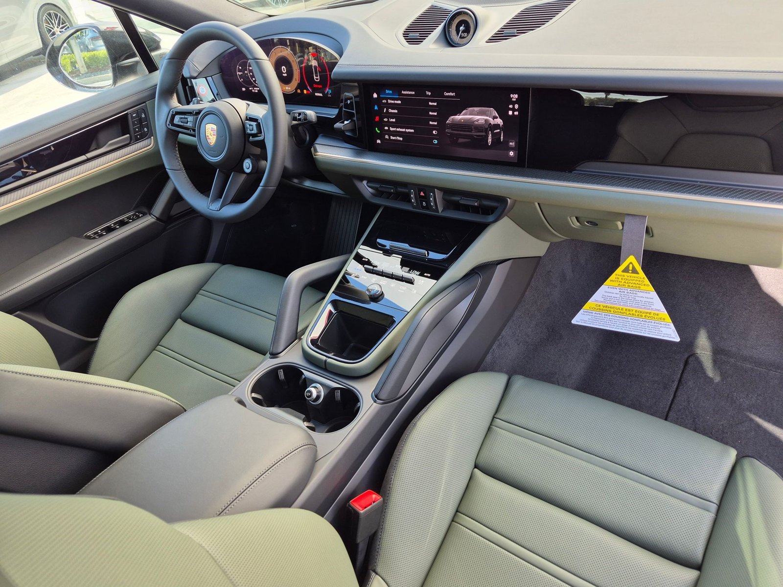 New 2026 Porsche Cayenne S AWD/4WD image 27