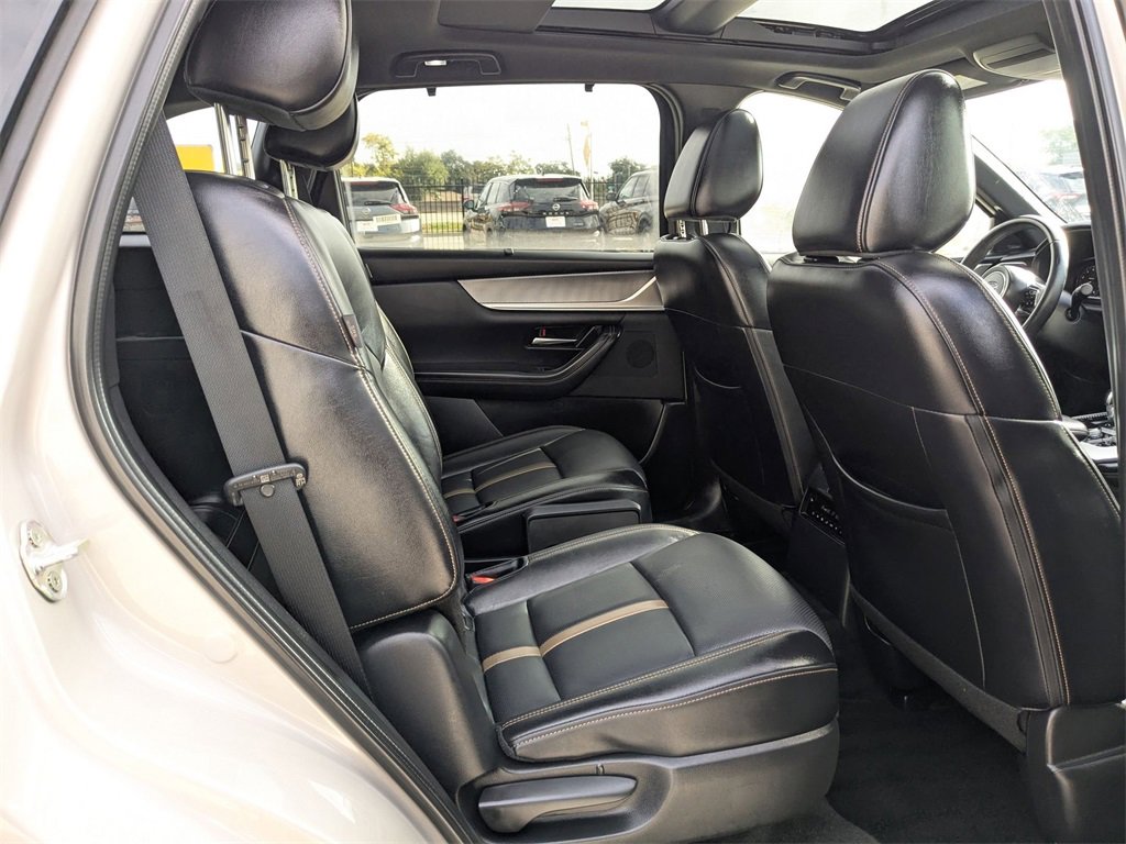 Used 2025 MAZDA CX-90 3.3 Turbo w/ Premium Plus Pkg image 33