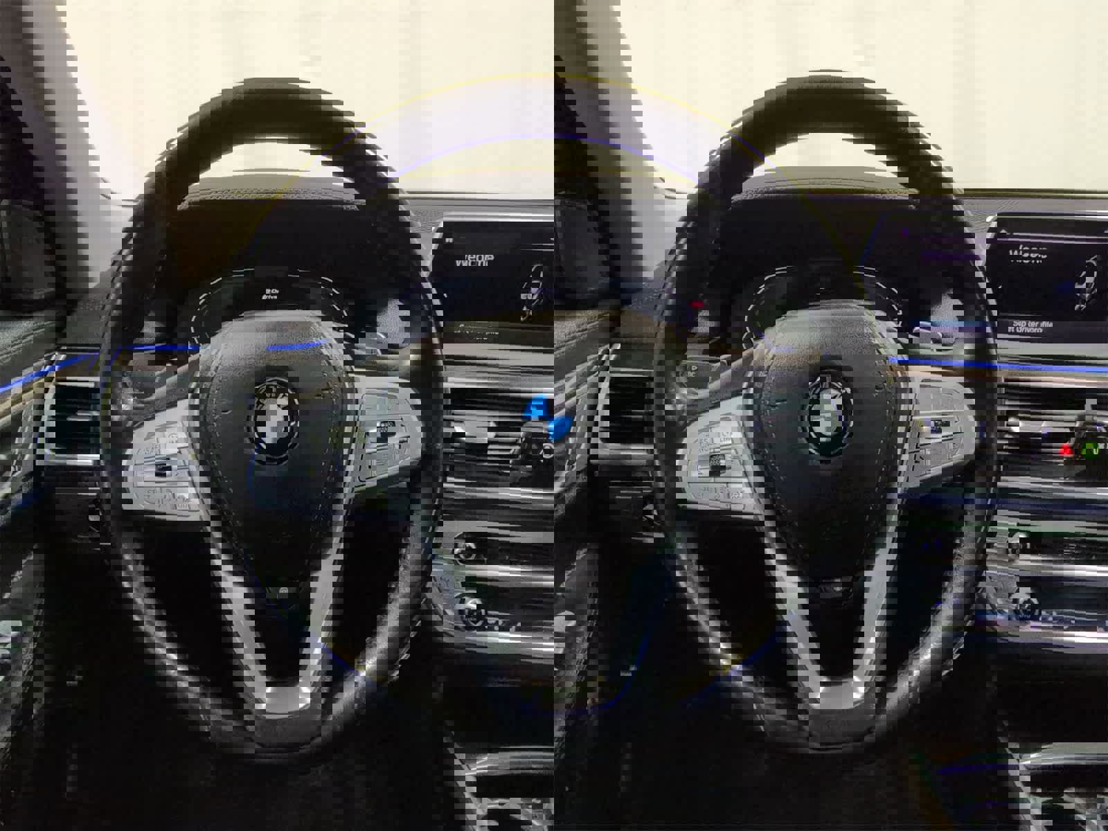 Used 2020 BMW 745e xDrive image 25