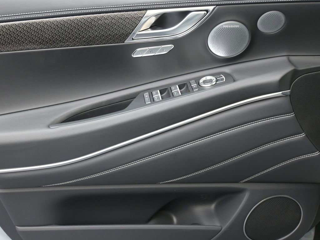 New 2026 Genesis GV80 3.5T e-SC image 21
