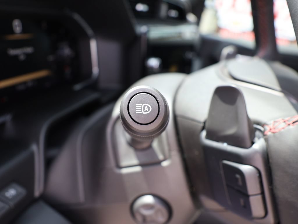 New 2026 GMC Sierra 1500 AT4X w/ AT4X AEV Edition AWD/4WD image 13
