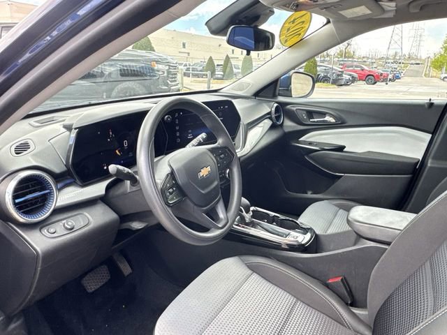 Used 2024 Chevrolet Trax LT image 11