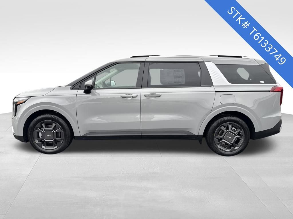 New 2026 Kia Carnival EX image 4
