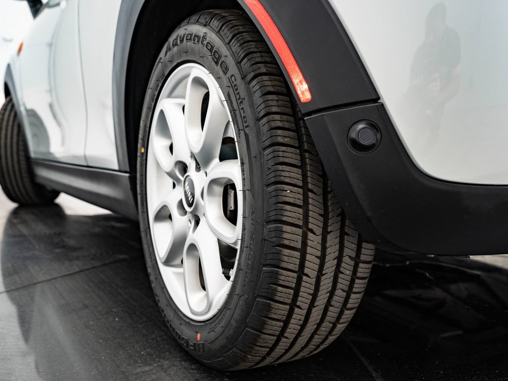 Used 2016 MINI Cooper 2-Door Hardtop FWD image 44