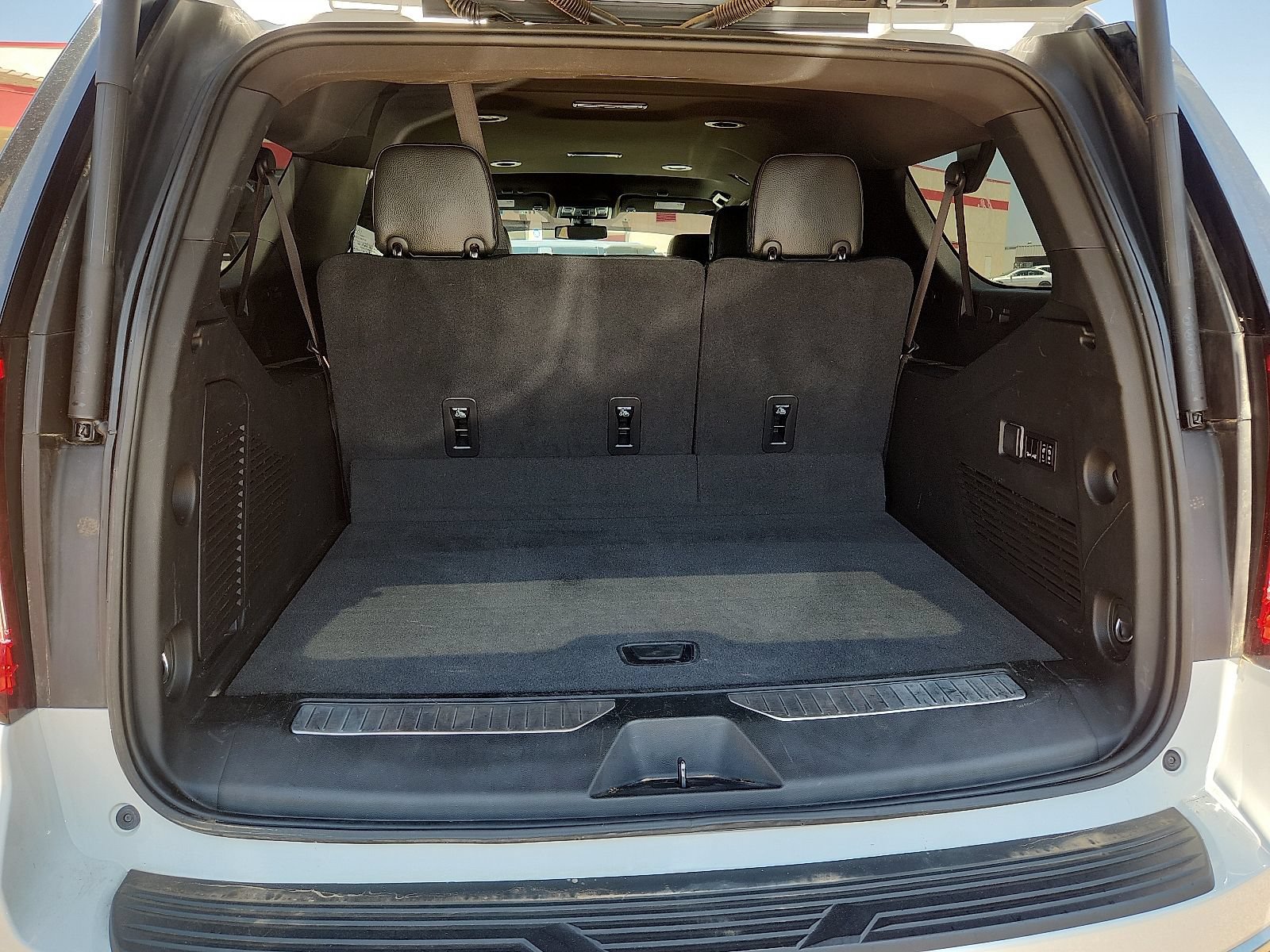 Used 2022 GMC Yukon XL Denali RWD image 10