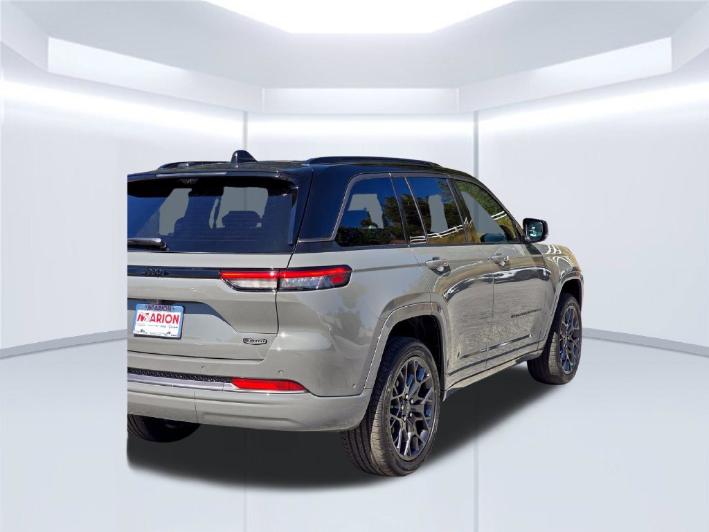 New 2027 Jeep Grand Cherokee Summit AWD/4WD image 40