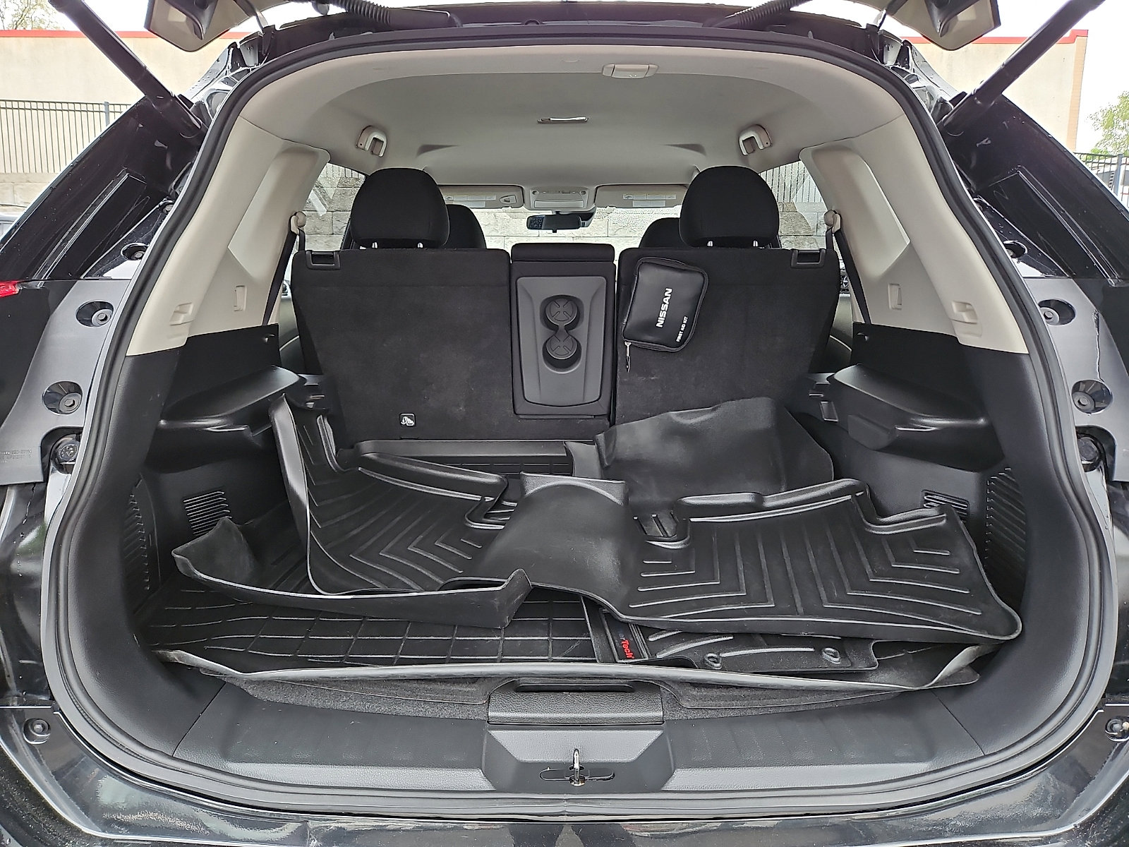 Certified 2020 Nissan Rogue SV w/ Premium Package AWD/4WD image 29