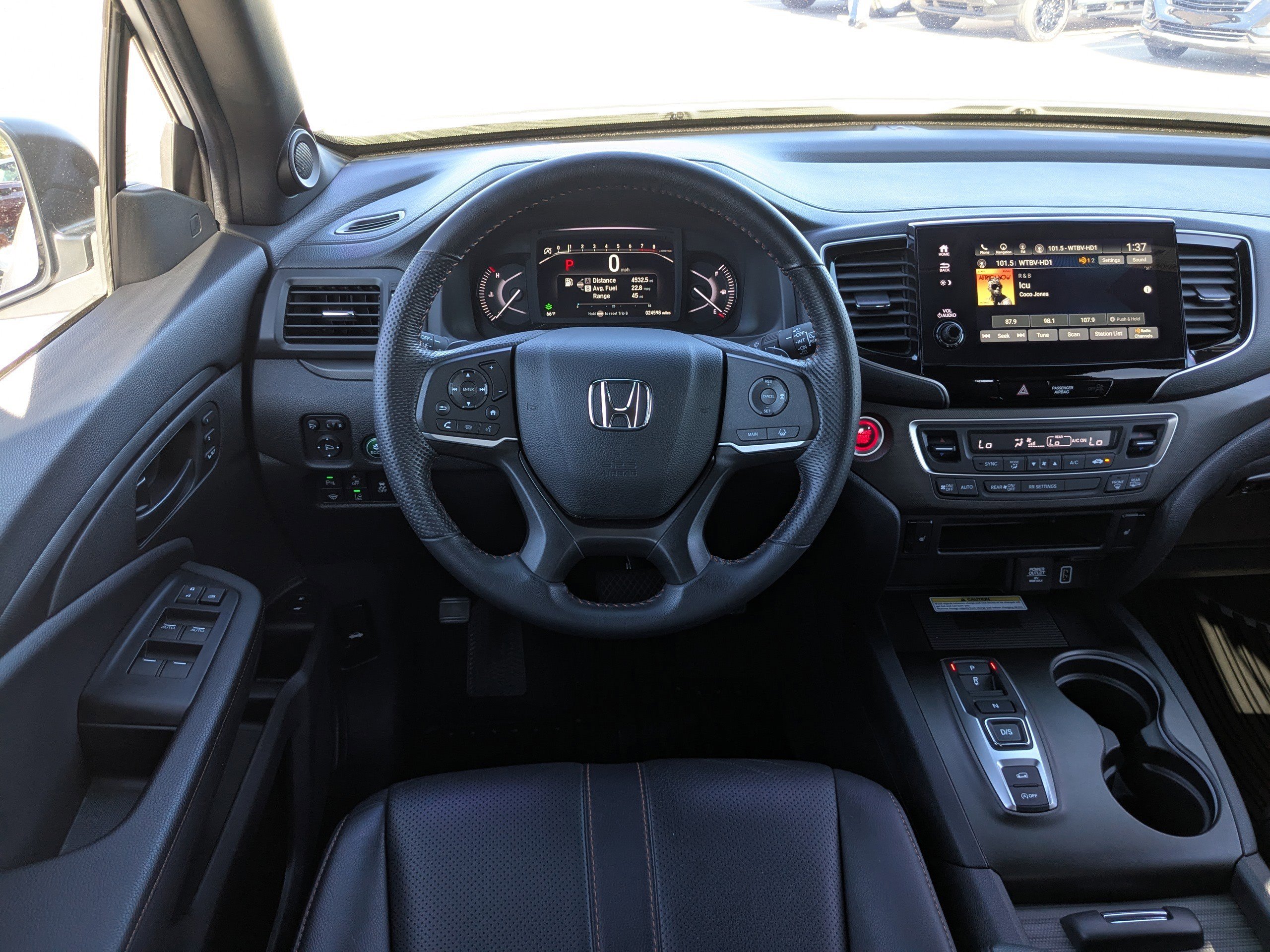 Used 2022 Honda Passport TrailSport image 17