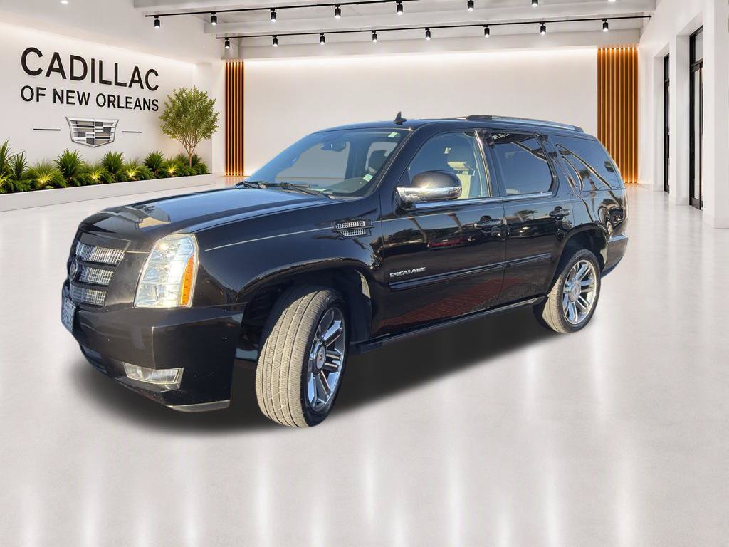 Used 2013 Cadillac Escalade Premium AWD/4WD image 3