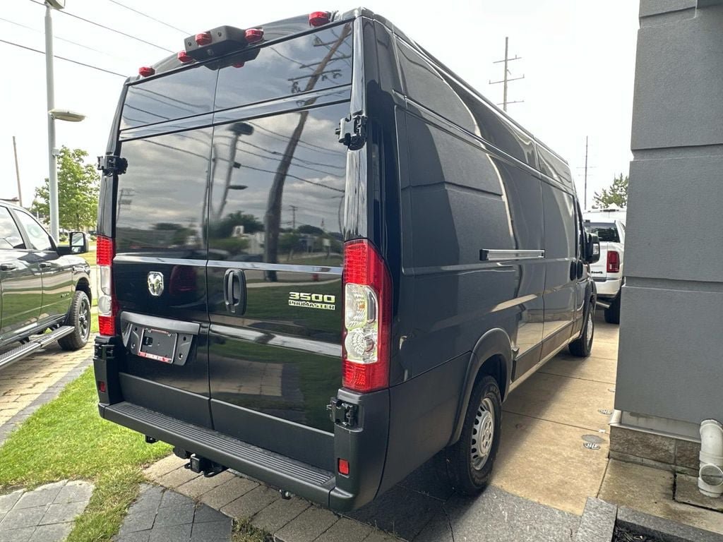 New 2026 RAM ProMaster 3500 w/ Convenience Group FWD image 2