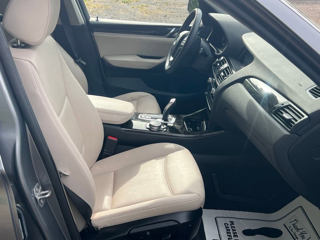 Used 2016 BMW X3 sDrive28i RWD image 15