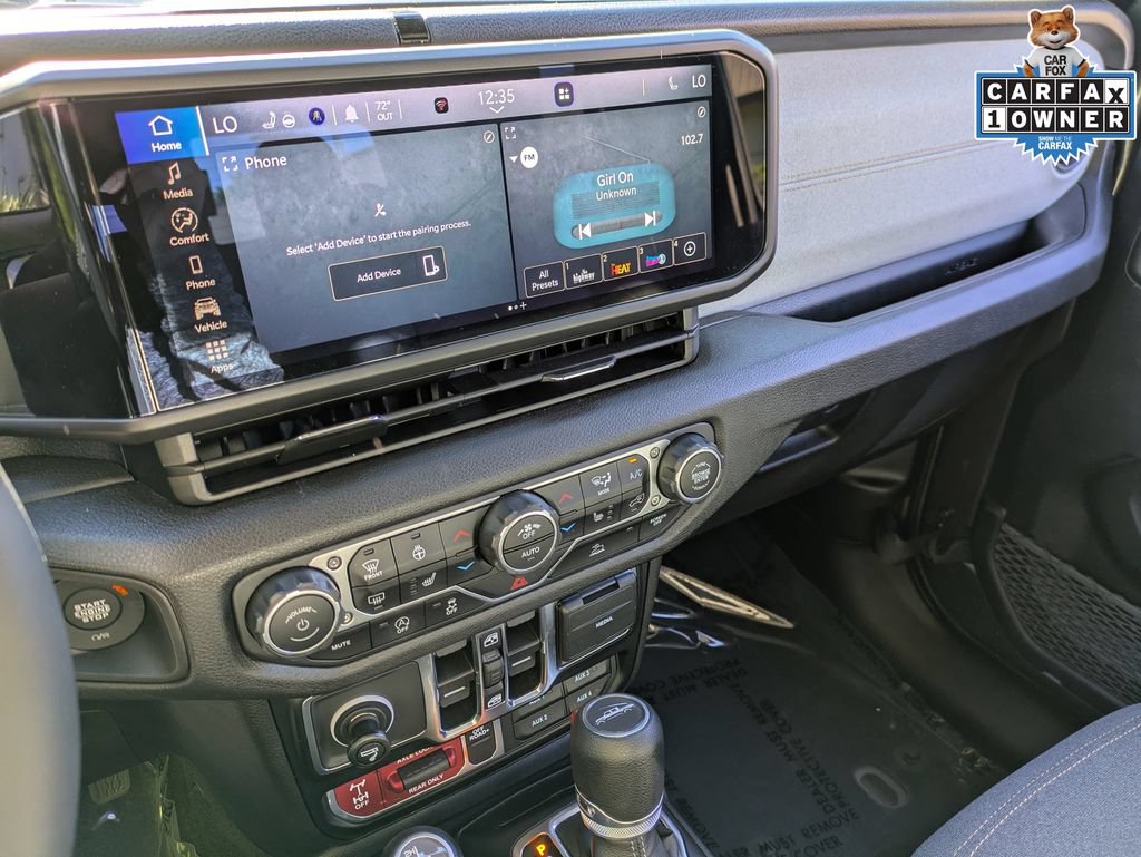 Used 2024 Jeep Gladiator Sport AWD/4WD image 11