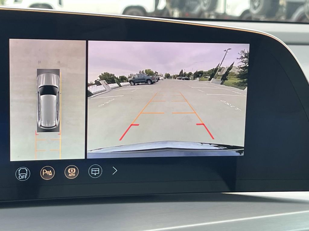 New 2026 Cadillac Vistiq Sport image 28