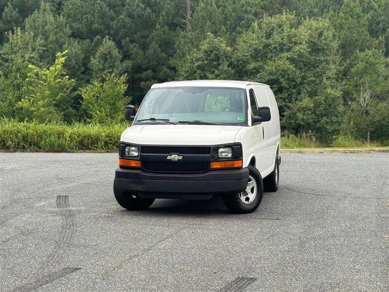 Used 2007 Chevrolet Express 1500 image 1